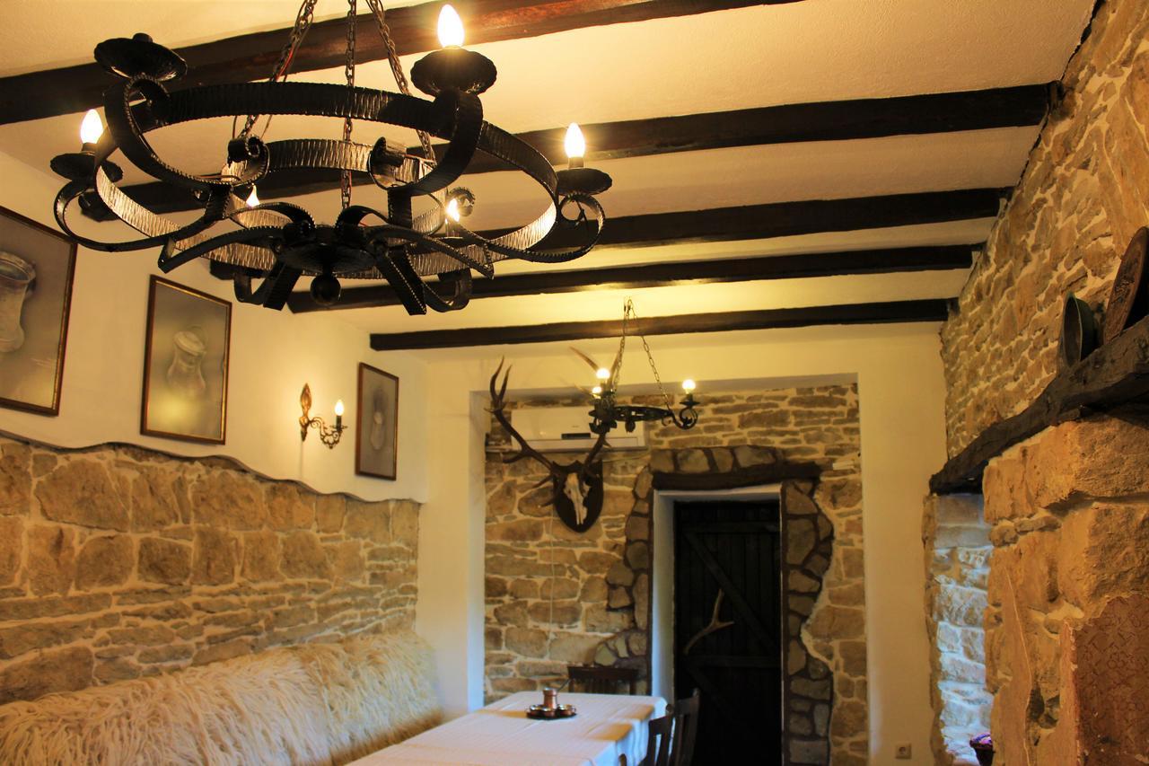 Hotel Sokay Tryavna Exterior photo