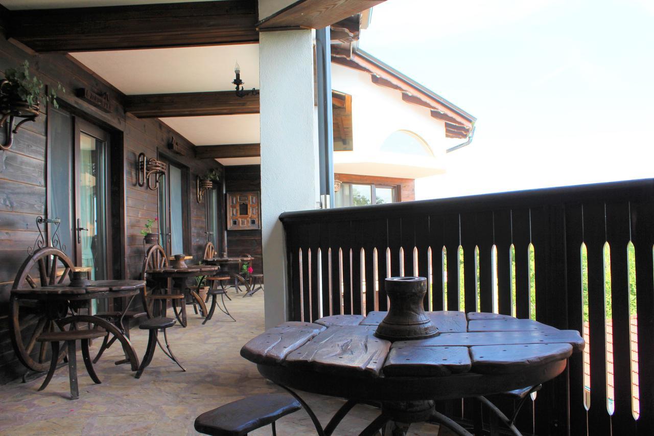 Hotel Sokay Tryavna Exterior photo